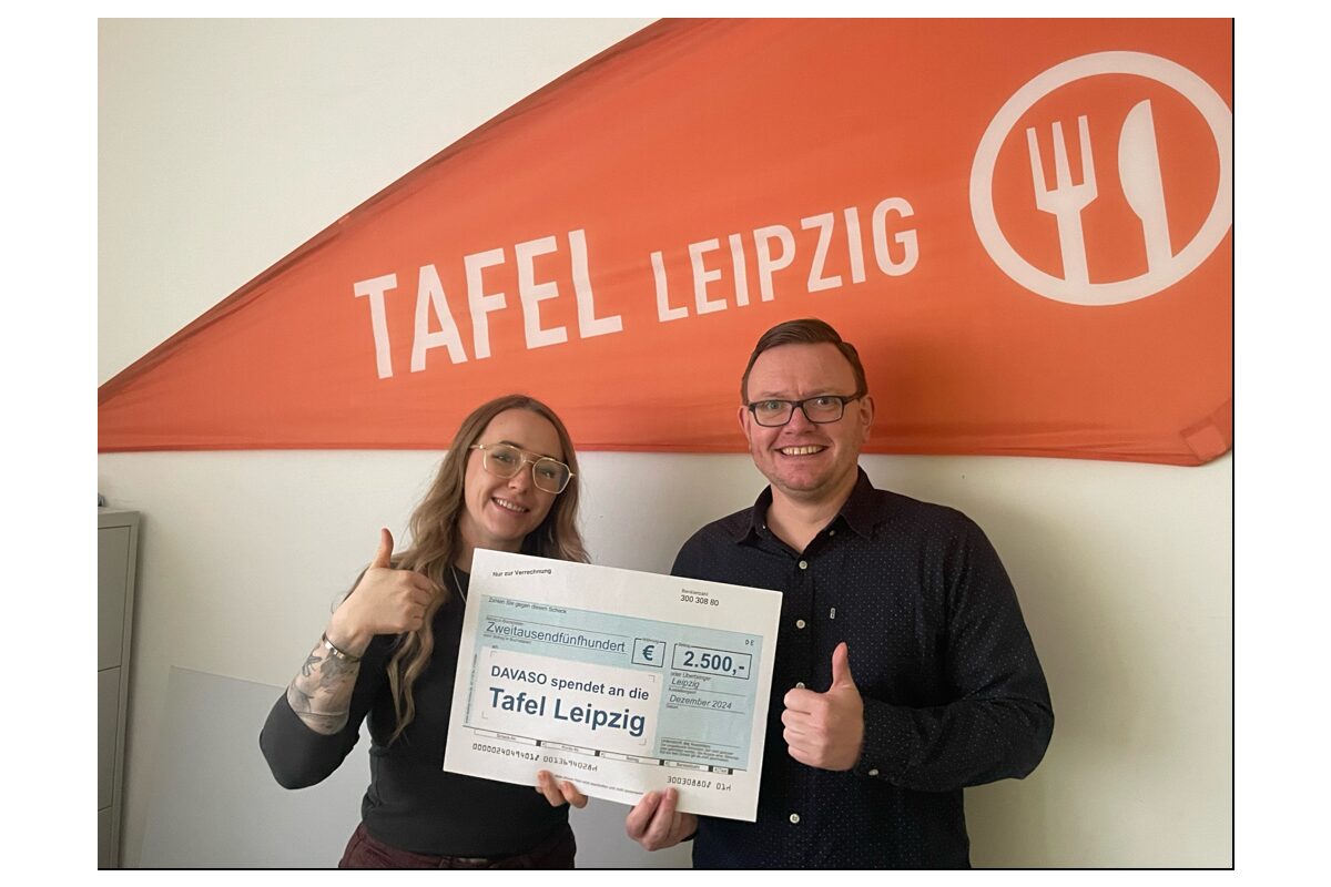 Spendenübergabe bei der Tafel Leipzig